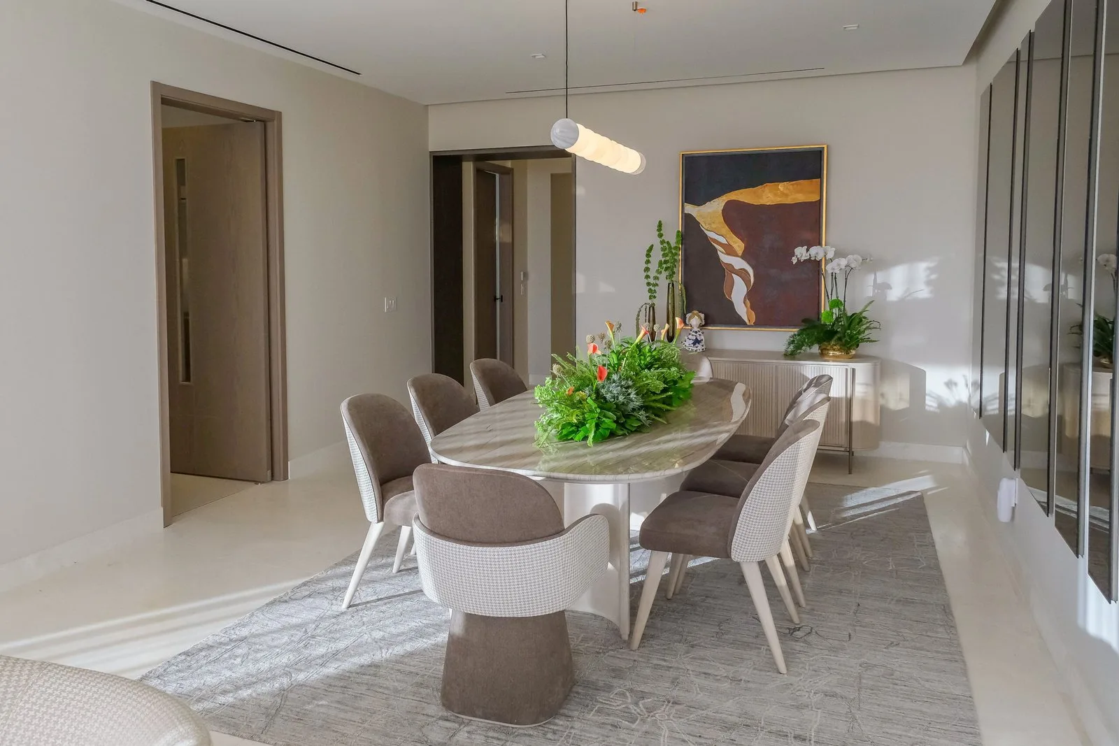 DINING ROOM MODEL A
